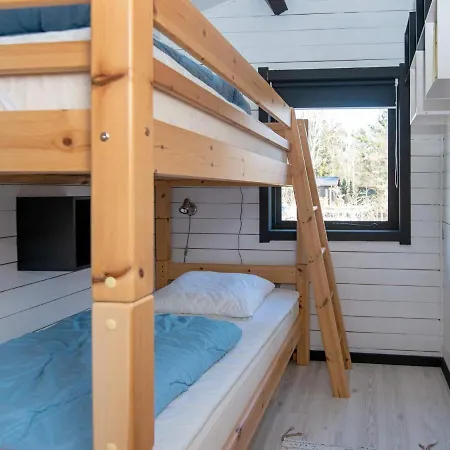4 Person In Nibe-by Traum * Nibe